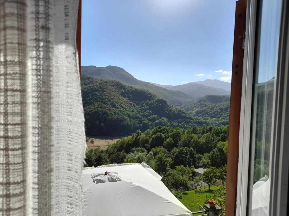 Villa Agriturismo Merlotta à Varese Ligure Extérieur photo